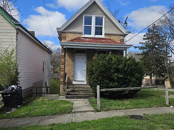 2nd image of 843 Fairbanks Ave