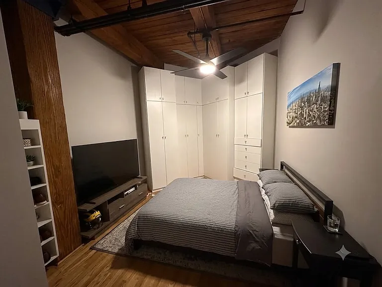 913 W Van Buren St #6G — Photo 6