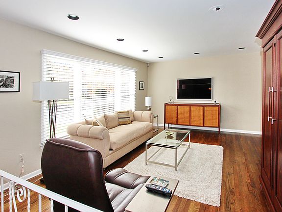 4th image of 7 Knollwood Dr