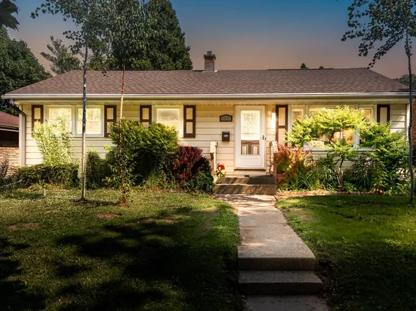 3322 East Whittaker AVENUE, Cudahy, WI 53110