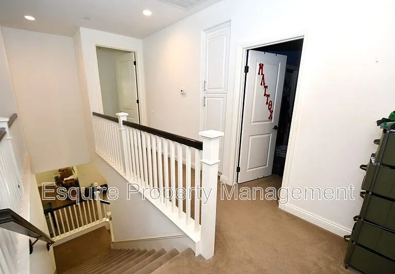 505 Elm Cottage Ct — Photo 18
