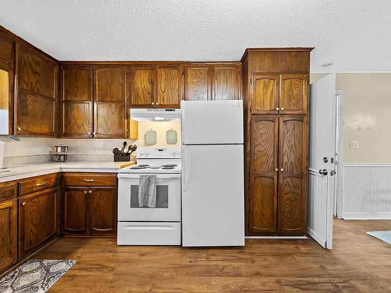 3701 S Richmond Ave — Photo 8