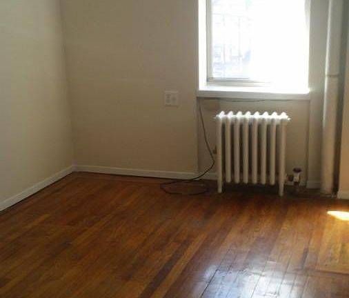 4th image of 328 W 47th St APT 4B