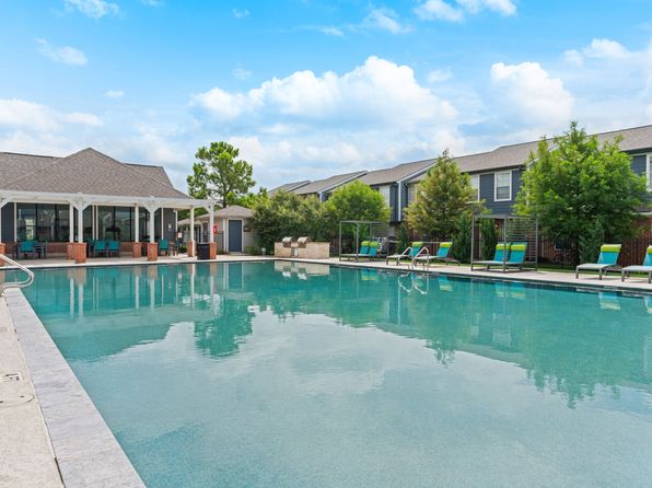 2500 Central Park Ln #1506