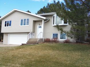 1140 W Capitol Ave, Pierre, SD 57501