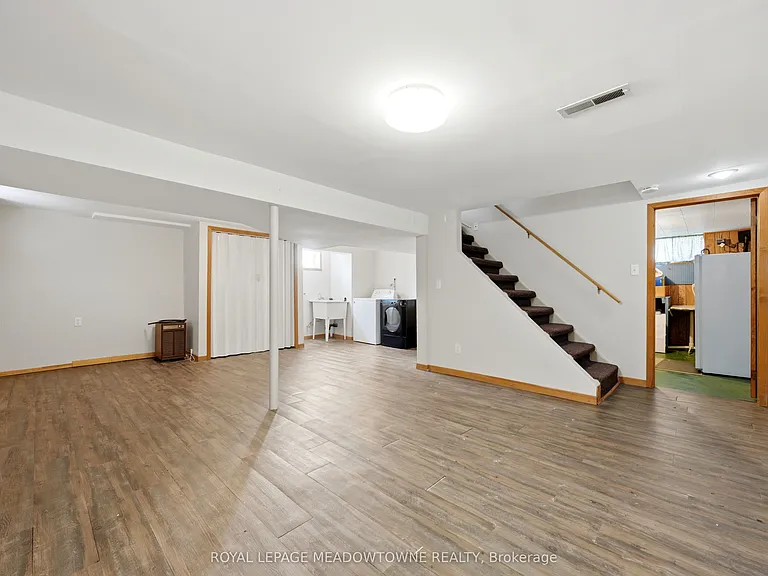 20 Delrex Blvd — Photo 30