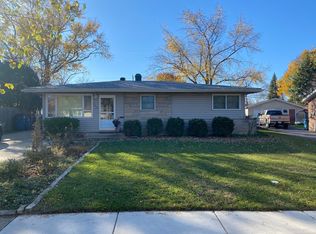 249 E La Porte Dr, Addison, IL 60101