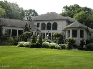 1565 N Washington Ave, Ludington, MI 49431