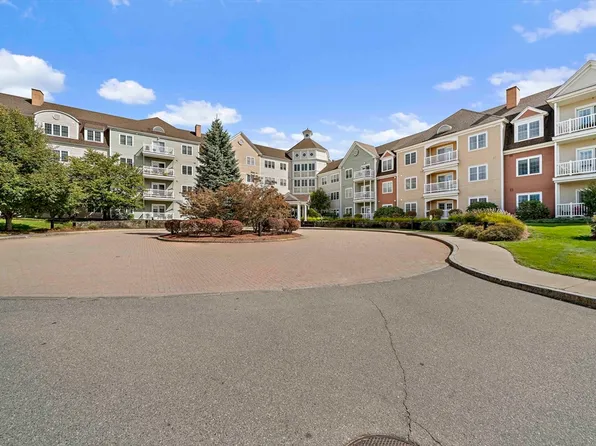 6 Woodman Way Unit 402, Newburyport, MA 01950