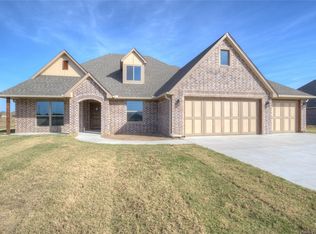14241 N 68th Ave E, Collinsville, OK 74021