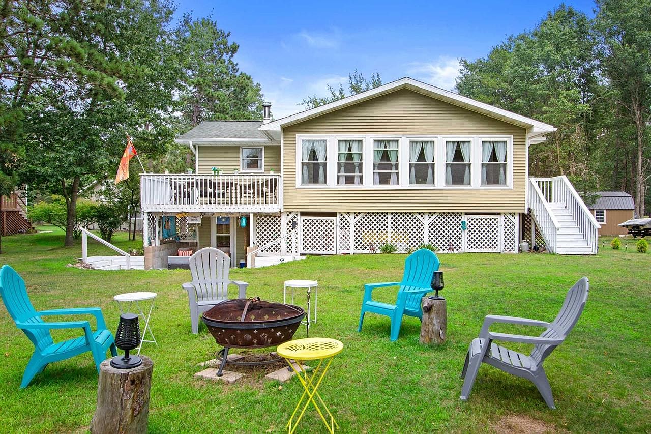 935 County Road D, Nekoosa, WI 54457 | Zillow