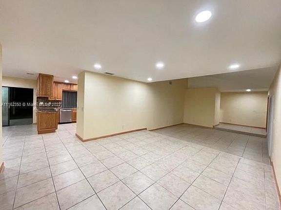 4th image of 9973 NW 19th St #1