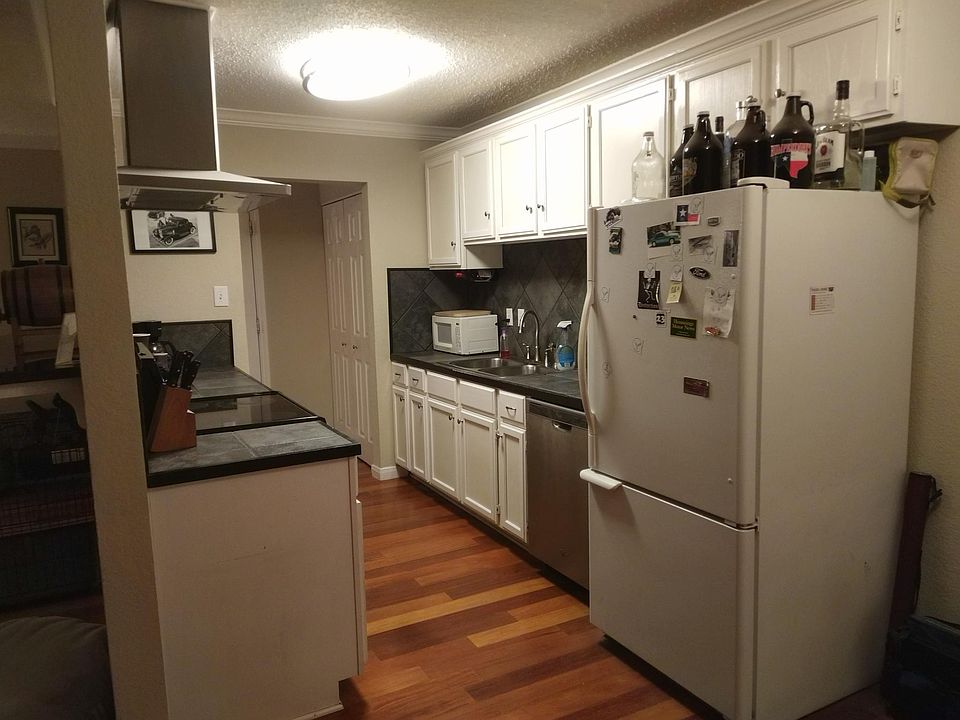 1st image of 6921 La Salle Dr