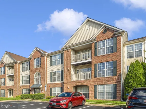 599 Cawley Dr, Frederick, MD 21703