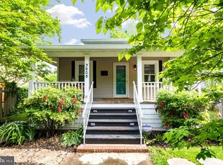 3808 Oliver St, Hyattsville, MD 20782