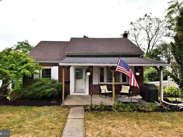 6 Margaret Dr, Reading, PA 19609