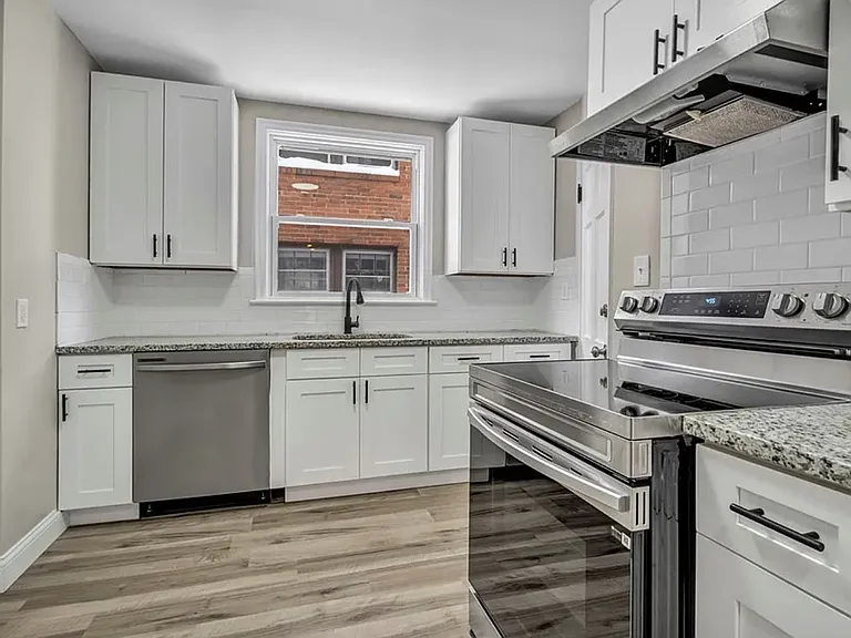13614 Cedar Rd #1 — Photo 8