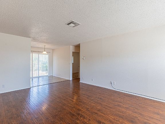 5th image of 8007 Peale Dr