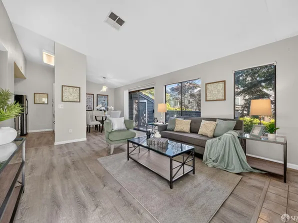 7124 Cross Creek Cir APT C, Dublin, CA 94568