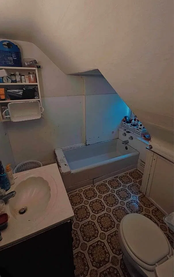 1 bed, 1623 sqft, $775 — Photo 2