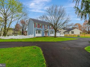 3106 Hannahs Pond Ln, Herndon, VA 20171