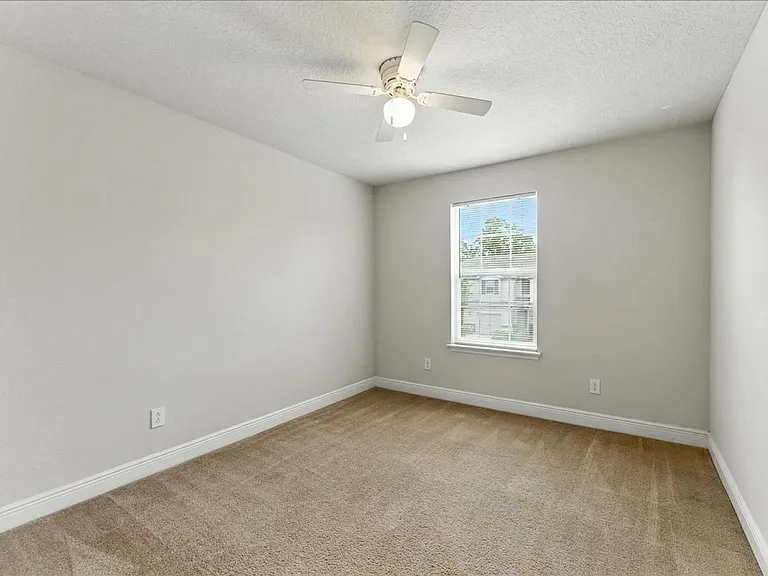 7628 Aloma Pines Ct — Photo 13