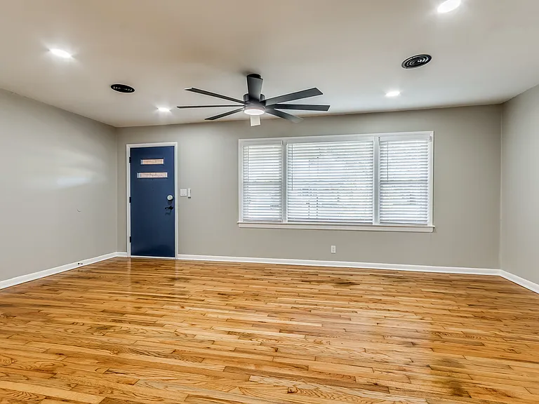 4007 Morgan Ave — Photo 7