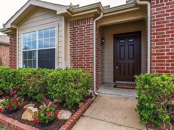 4th image of 111 Creekview Dr