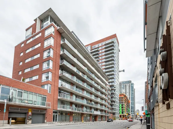 383 Cumberland St #311, Ottawa, ON K1N 1J7