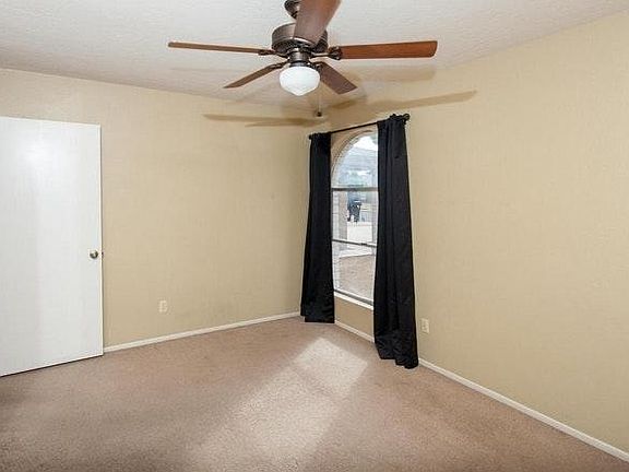 5th image of 1816 W Dixon Cir