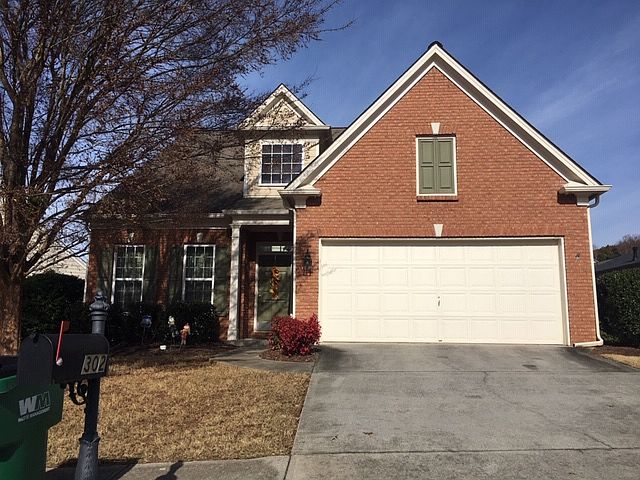 1st image of 302 Dexter Dr