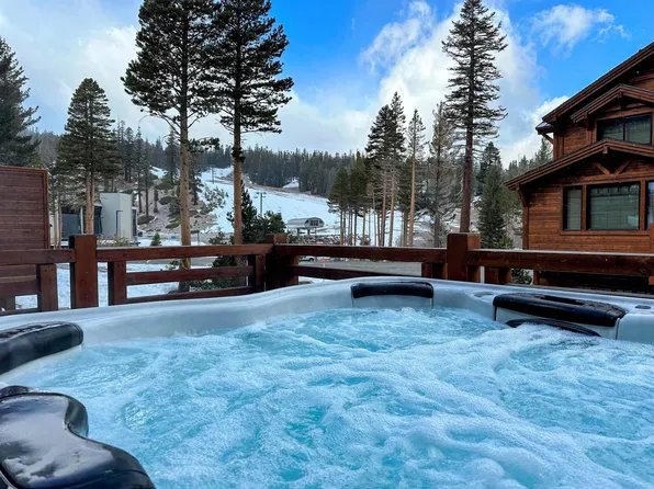 413 Rainbow Ln #2, Mammoth Lakes, CA 93546