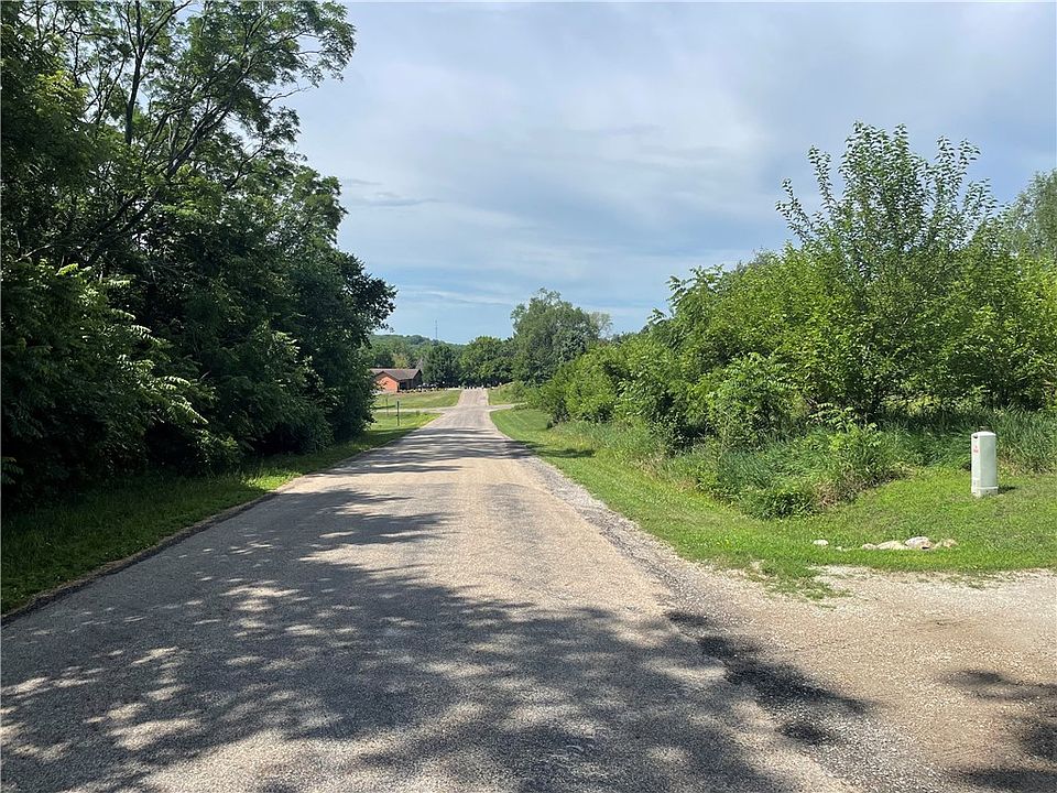2nd image of 5262 Tie Rd