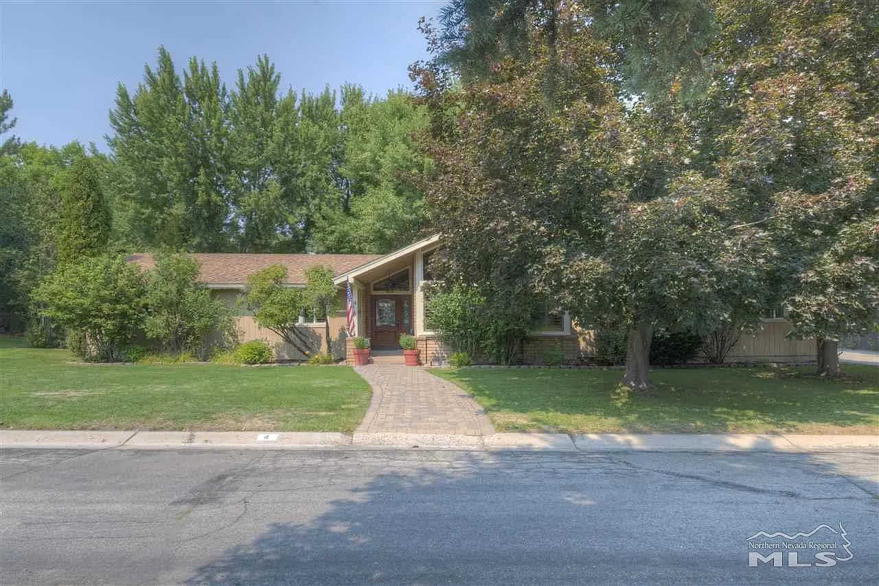 4 Glenbrook Cir photo 1