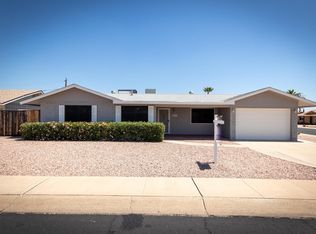 10137 W Palmer Dr, Sun City, AZ 85351