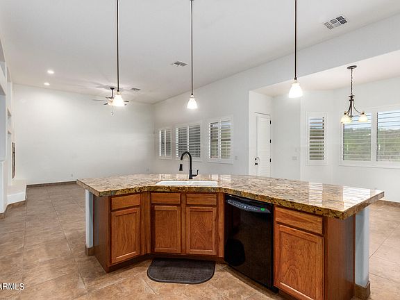 5th image of 48031 N 7TH Avenue