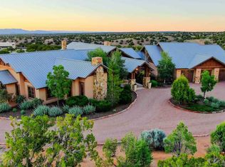 4 Campo Rancheros, Santa Fe, NM 87506