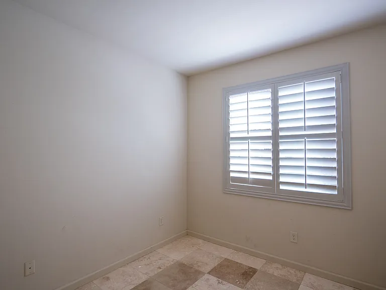 4249 N Golden Ridge Ln — Photo 10
