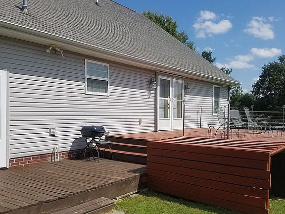 Deck area includes open shed