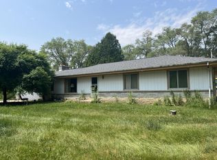 2345 Hall Rd, Hartford, WI 53027