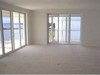 3rd image of 3 Indian River Ave APT 507