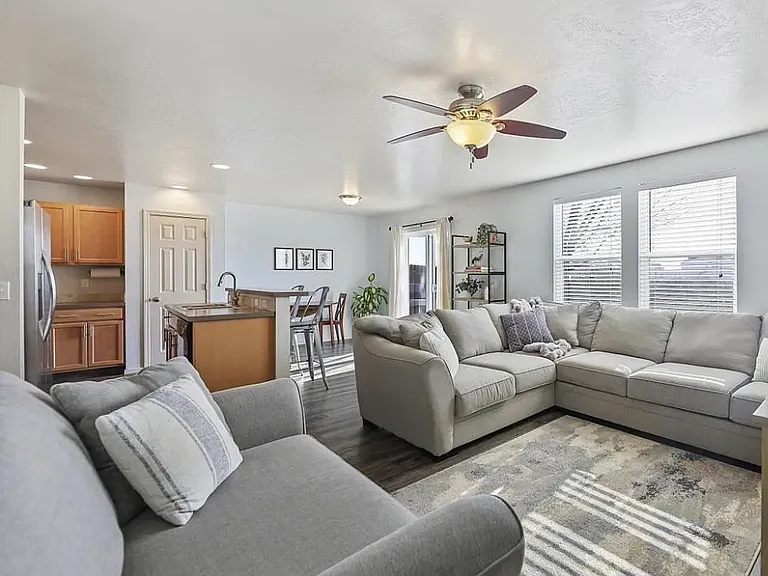 4355 W Newland St — Photo 5