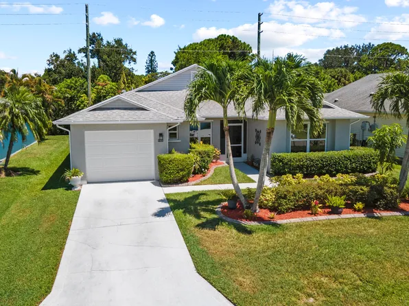 5906 Travelers Way, Fort Pierce, FL 34982