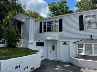 1719 John Ross Rd #C, Chattanooga, TN 37412