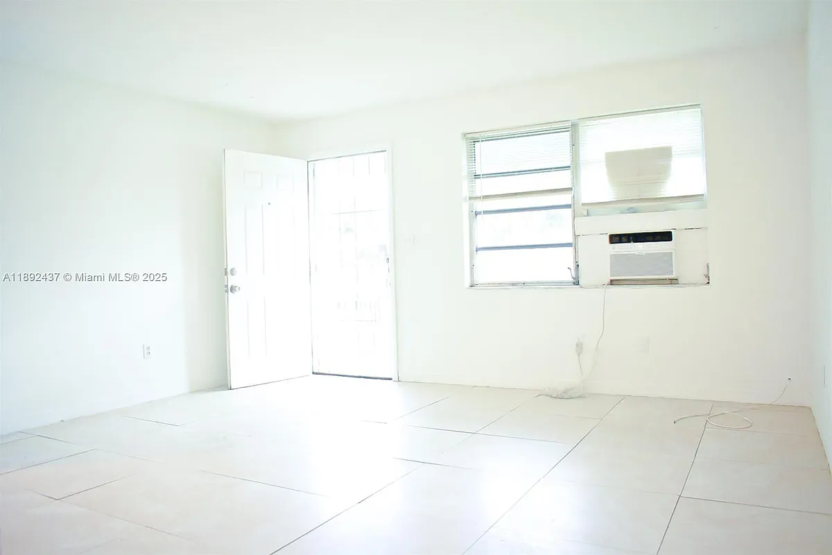 Building Photo - 2265 NW 98th St #2265