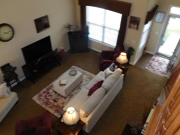 3rd image of 267 Rockbrook Crossing Ct