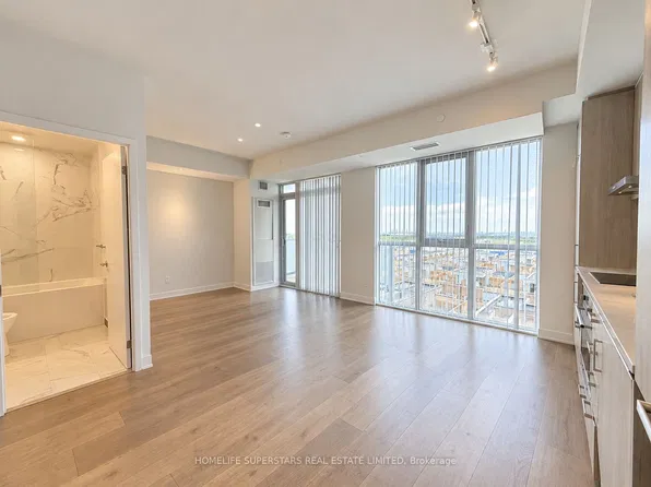 60 Honeycrisp Cres, Vaughan, ON