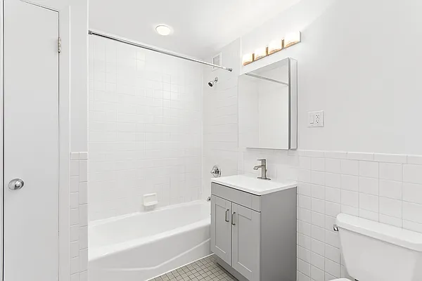 Rented by Corcoran | media 10