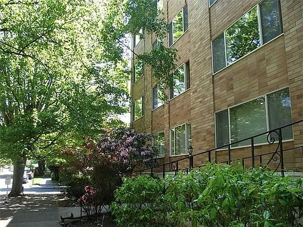 2nd image of 605 Boylston Ave E APT 201