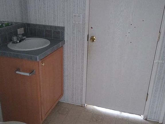 5th image of 8421 Highland Pines Ct